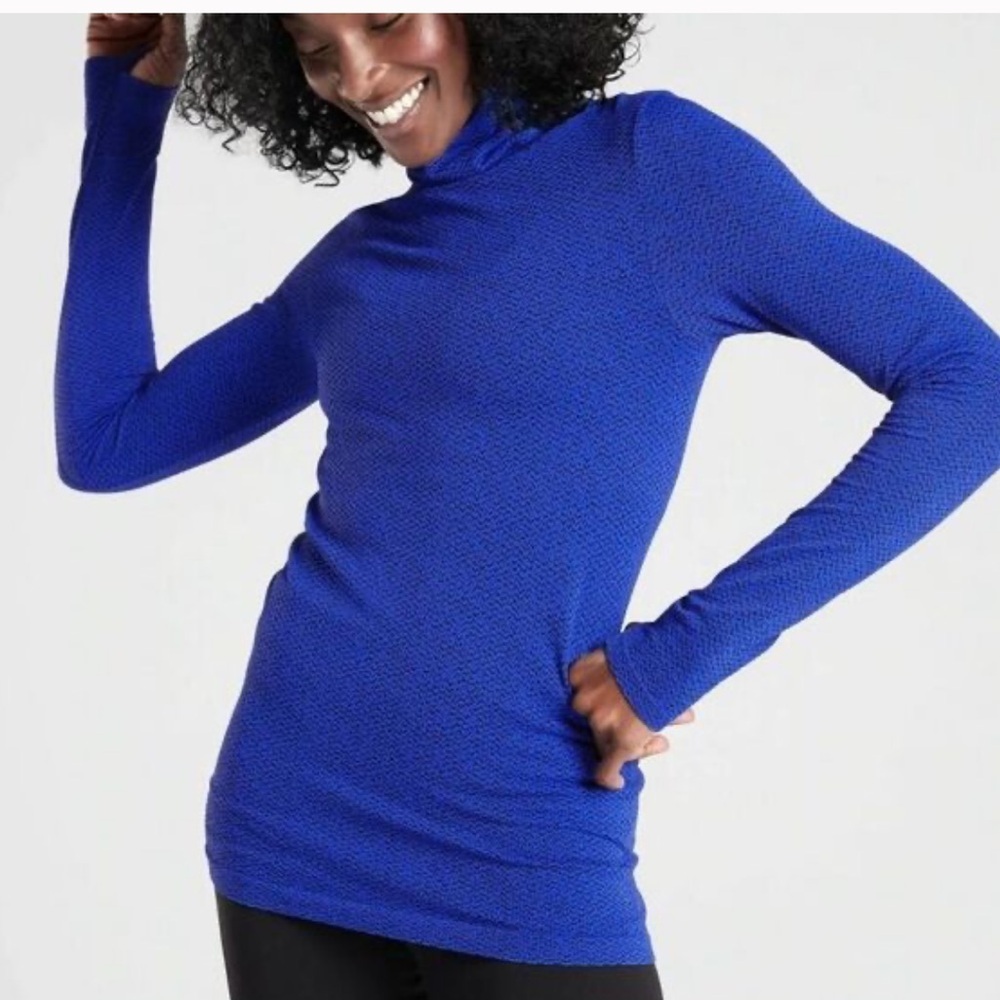 💙 ATHLETA Flurry Peak Blue-Black Turtleneck Long Sleeve Top‎ Sz M 💙